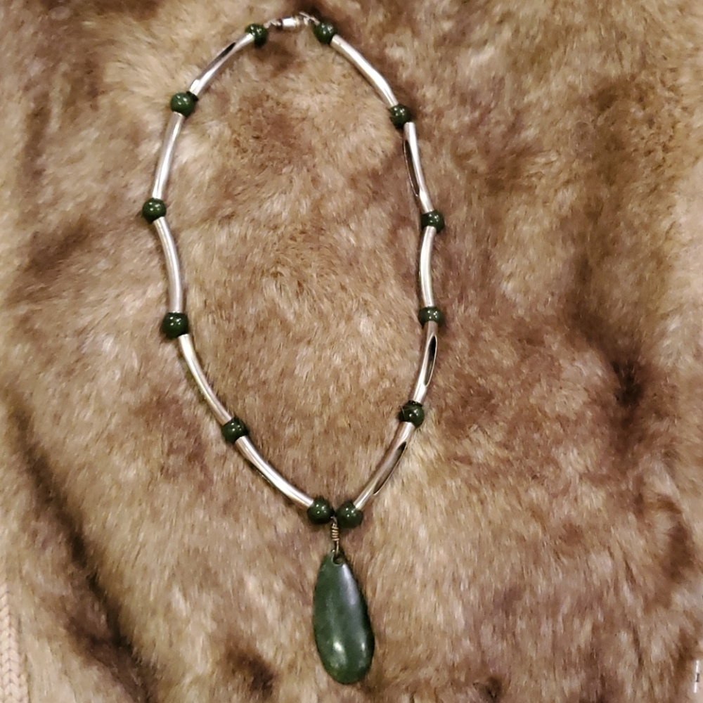 Jade necklace - Picture 3 of 7